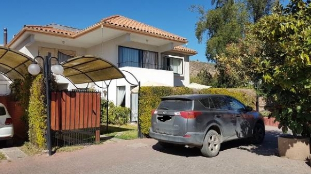 VENDO GRAN CASA EN CONDOMINIO A 2 CUADRAS DE LA PLAZA DE ARMAS